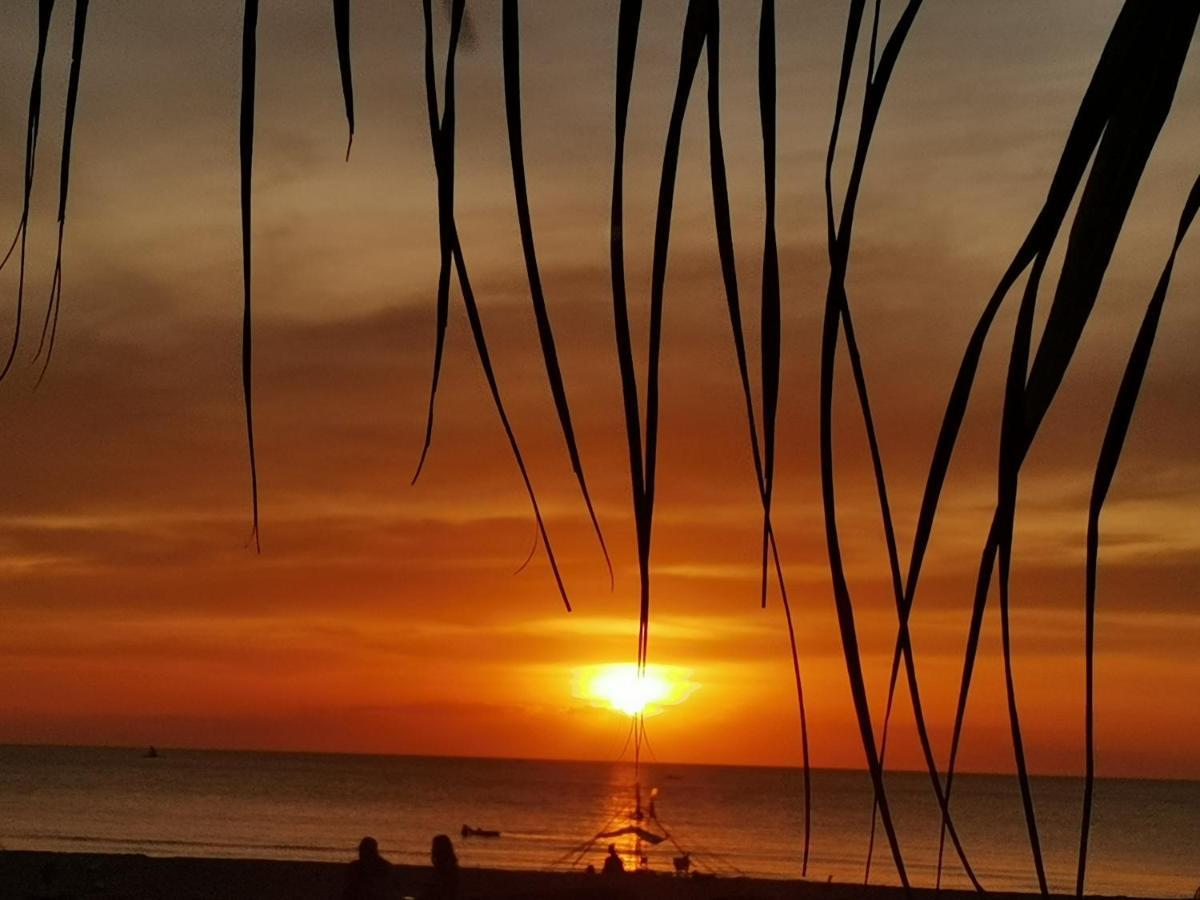 Sulu Sunset Beach Resort Nauhang المظهر الخارجي الصورة