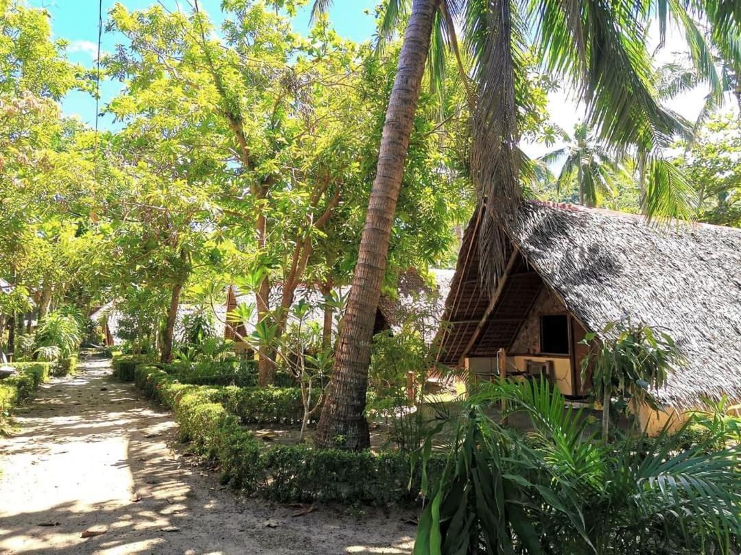Sulu Sunset Beach Resort Nauhang المظهر الخارجي الصورة