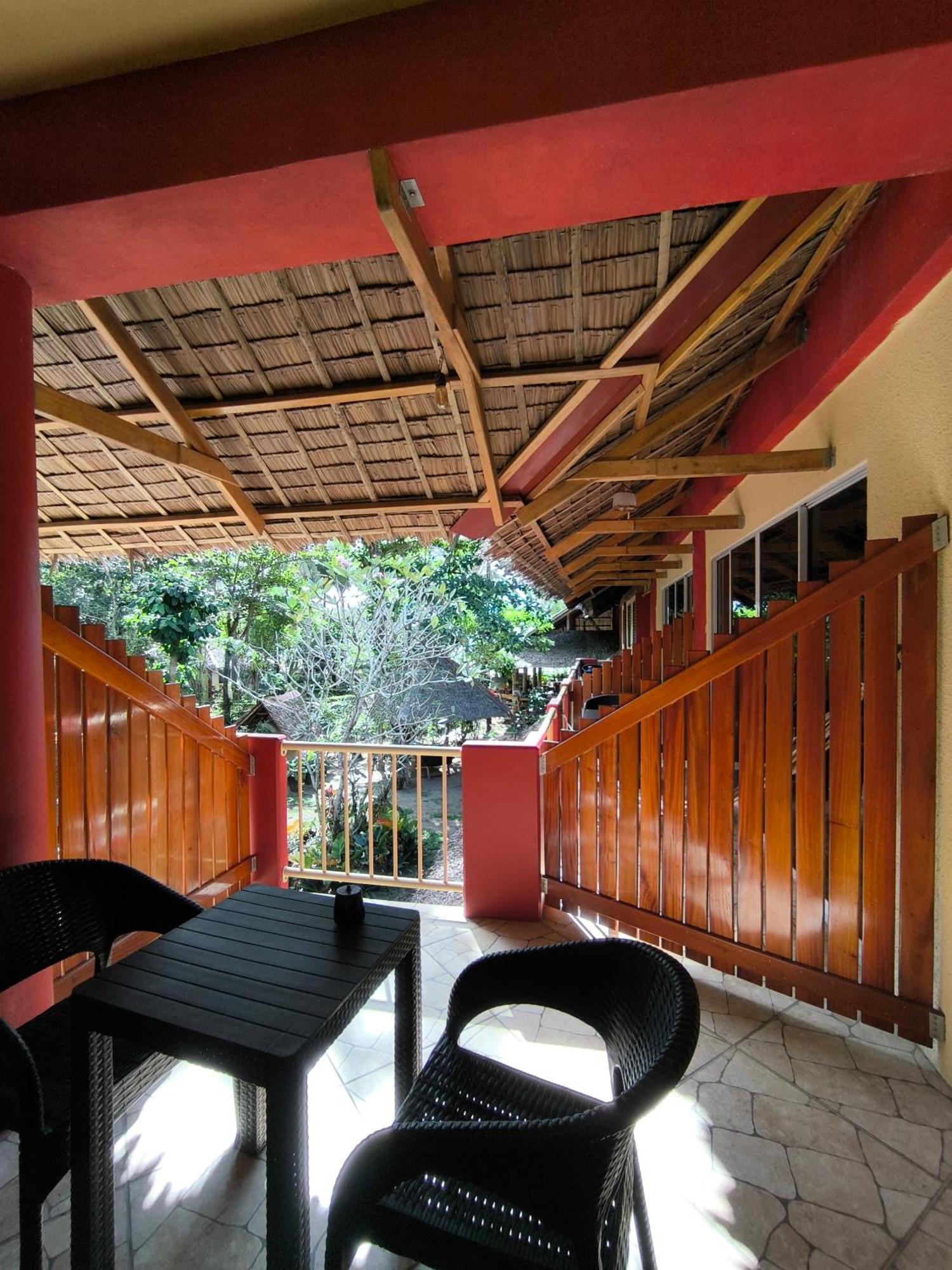 Sulu Sunset Beach Resort Nauhang المظهر الخارجي الصورة